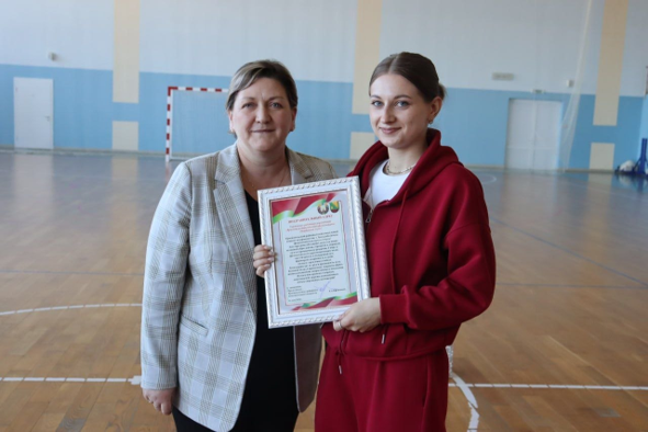 Принимаем поздравление  ко Дню работников физической культуры и спорта.